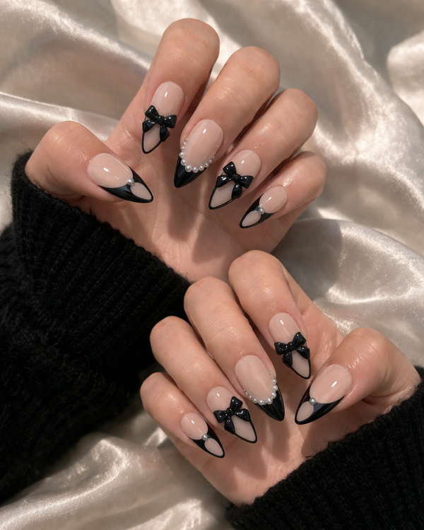 Little Black Bow Press-On Nail Set