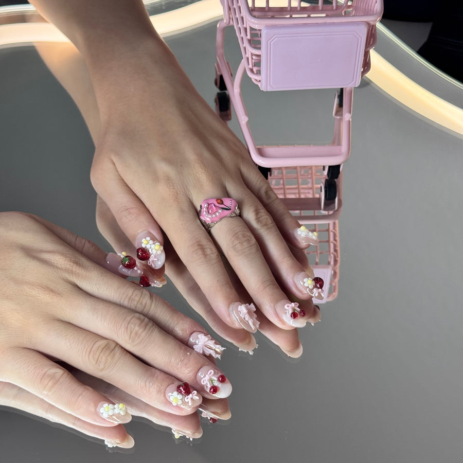 Strawberry Picnic Nails – 3D Fruit & Daisy Cute Press-On Set