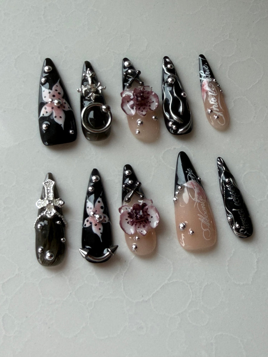 Dark Angel Press-On Nail Set